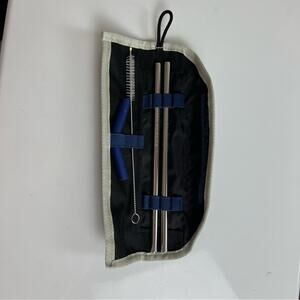 Rei CoOp United in Blue Reusable Metal Straw kit case set